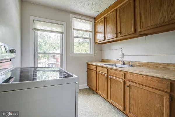 $1,750 | 6120 41st Avenue, Unit 2, Hyattsville, MD 20782