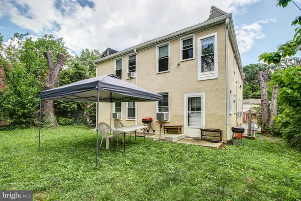 $1,750 | 6120 41st Avenue, Unit 2, Hyattsville, MD 20782