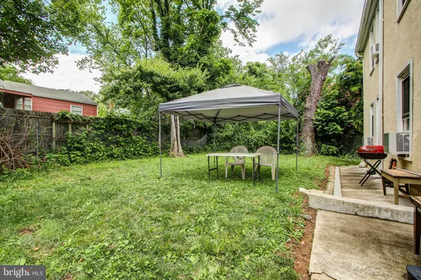 $1,750 | 6120 41st Avenue, Unit 2, Hyattsville, MD 20782