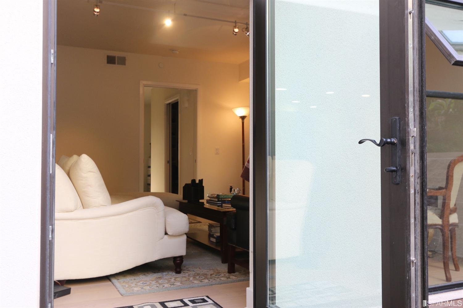 1080 Sutter Street, Unit 202 San Francisco, CA 94109 - Photo 14 of 38