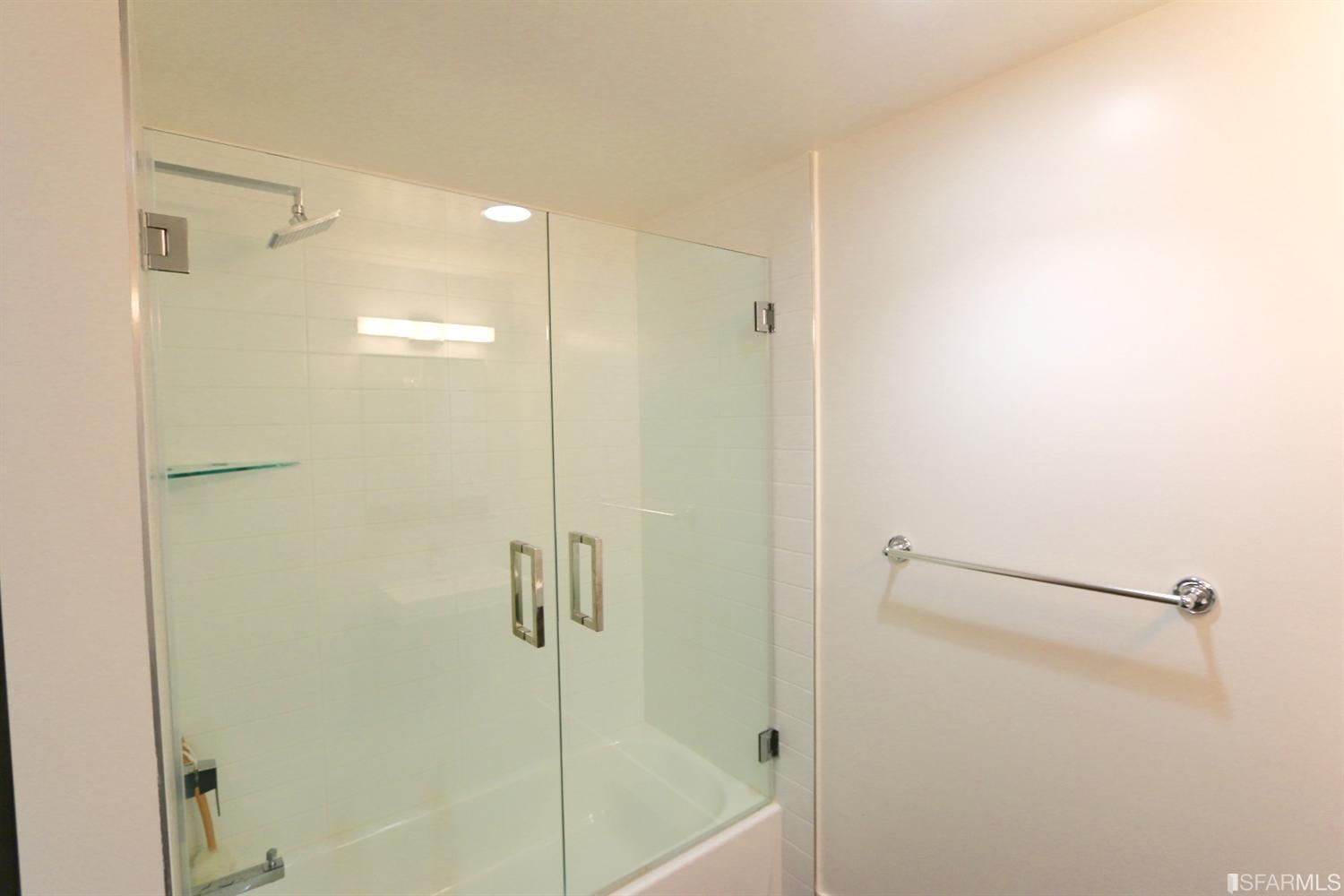 1080 Sutter Street, Unit 202 San Francisco, CA 94109 - Photo 18 of 38