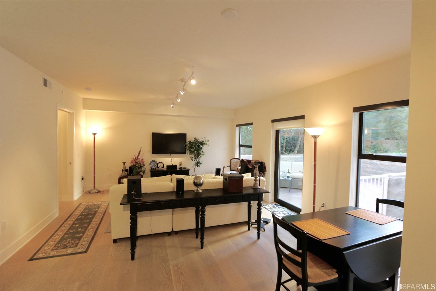 1080 Sutter Street, Unit 202 San Francisco, CA 94109 - Photo 4 of 38