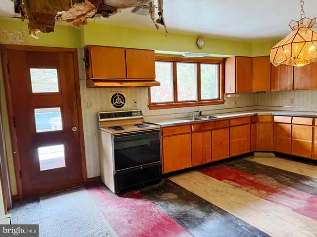 $94,950 | 850 Jefferson Avenue, Tyrone, PA 16686