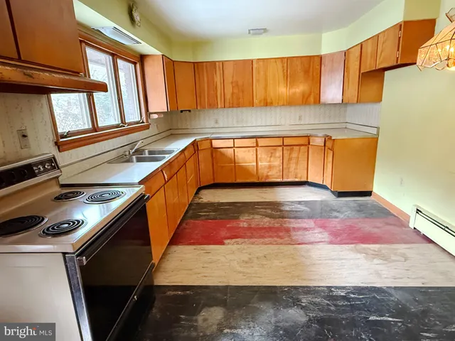 $94,950 | 850 Jefferson Avenue, Tyrone, PA 16686