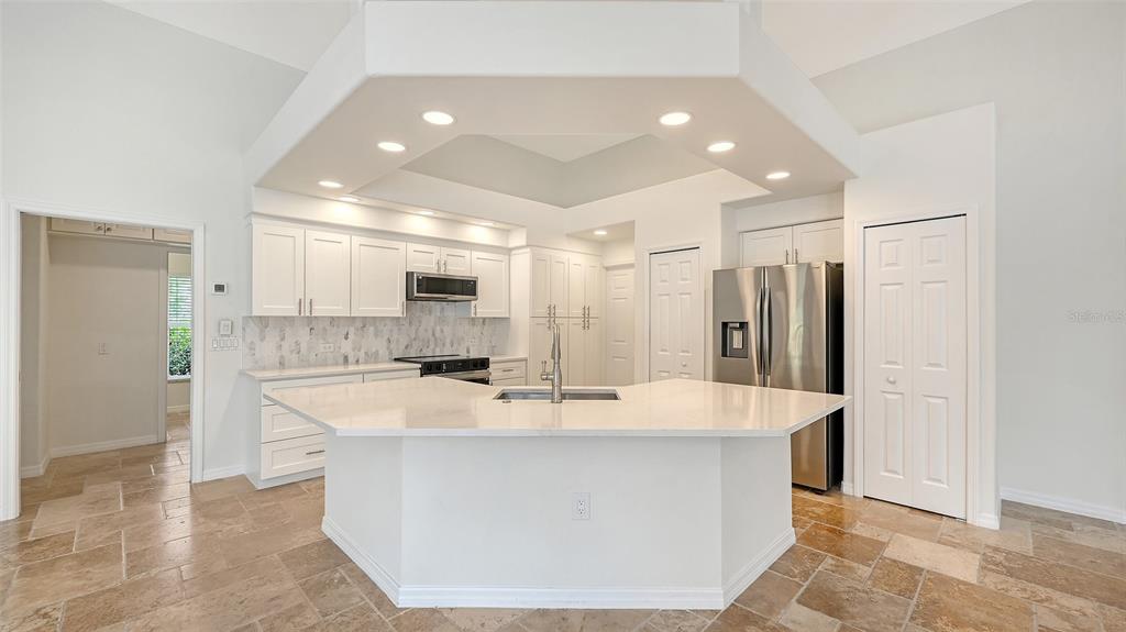 6935 Riversedge St Circle Bradenton, FL 34202 - Photo 18 of 57