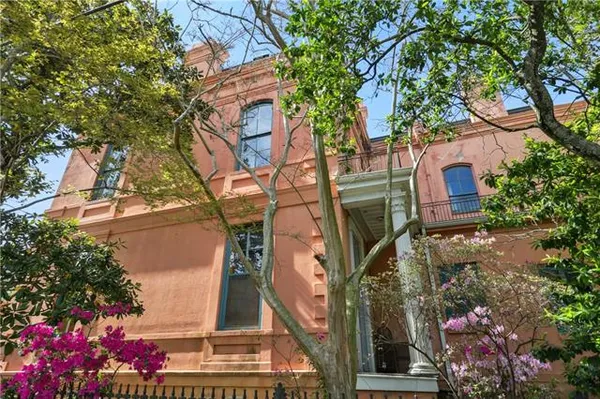 $5,500 | 2601 Camp Street, New Orleans, LA 70130