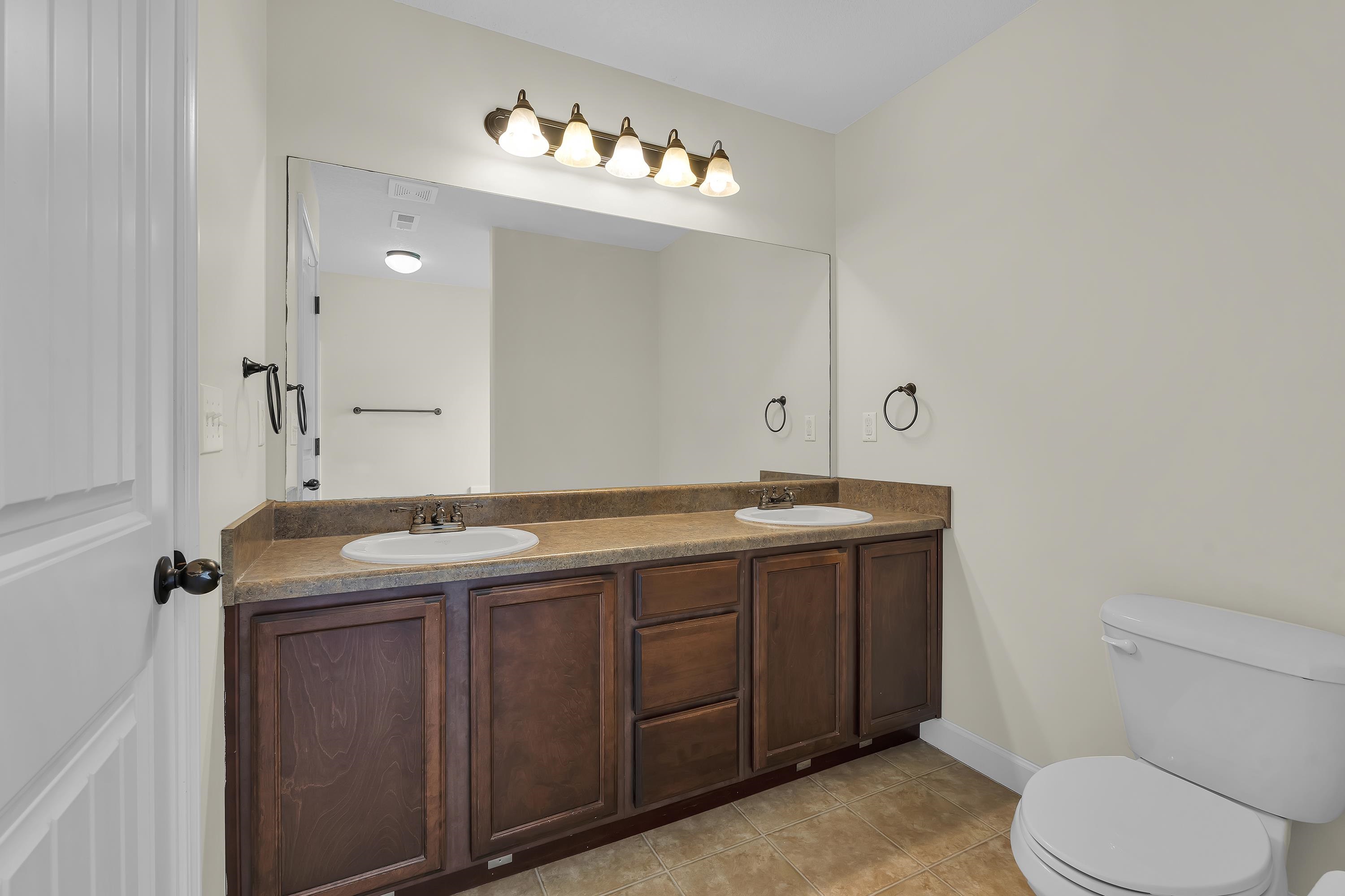 365 Silver Lake Road Duncan, SC 29334 - Photo 14 of 26 Gallery Image 14
