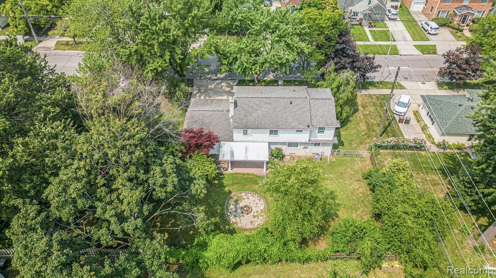 20740 Marter Road Grosse Pointe Woods, MI 48236 - Photo 24 of 37