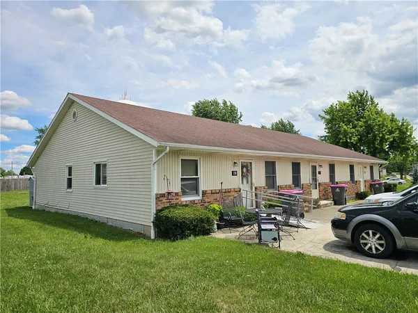 $293,000 | 130-134 North High Street, Bradford, OH 45308