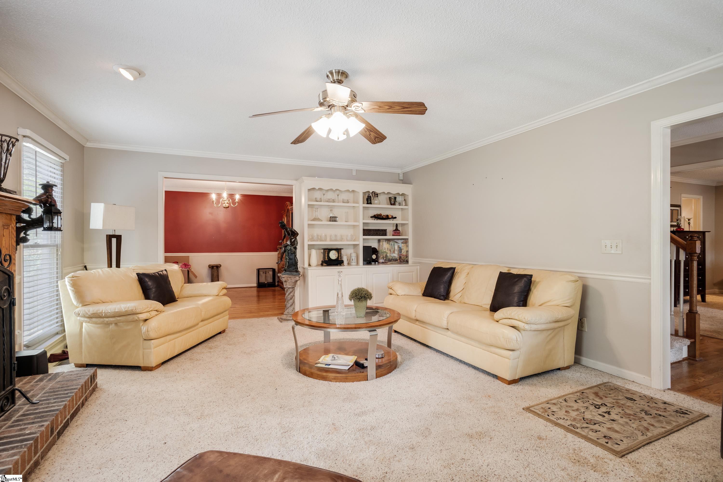 200 Beagle Run Easley, SC 29642 - Photo 8 of 36