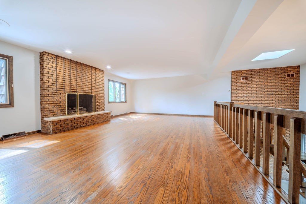 8100 South Park Avenue Burr Ridge, IL 60527 - Photo 14 of 30