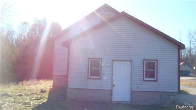 4864 Fish Road Smiths Creek, MI 48074 - Photo 5 of 14 DSC02422 (Small).JPG