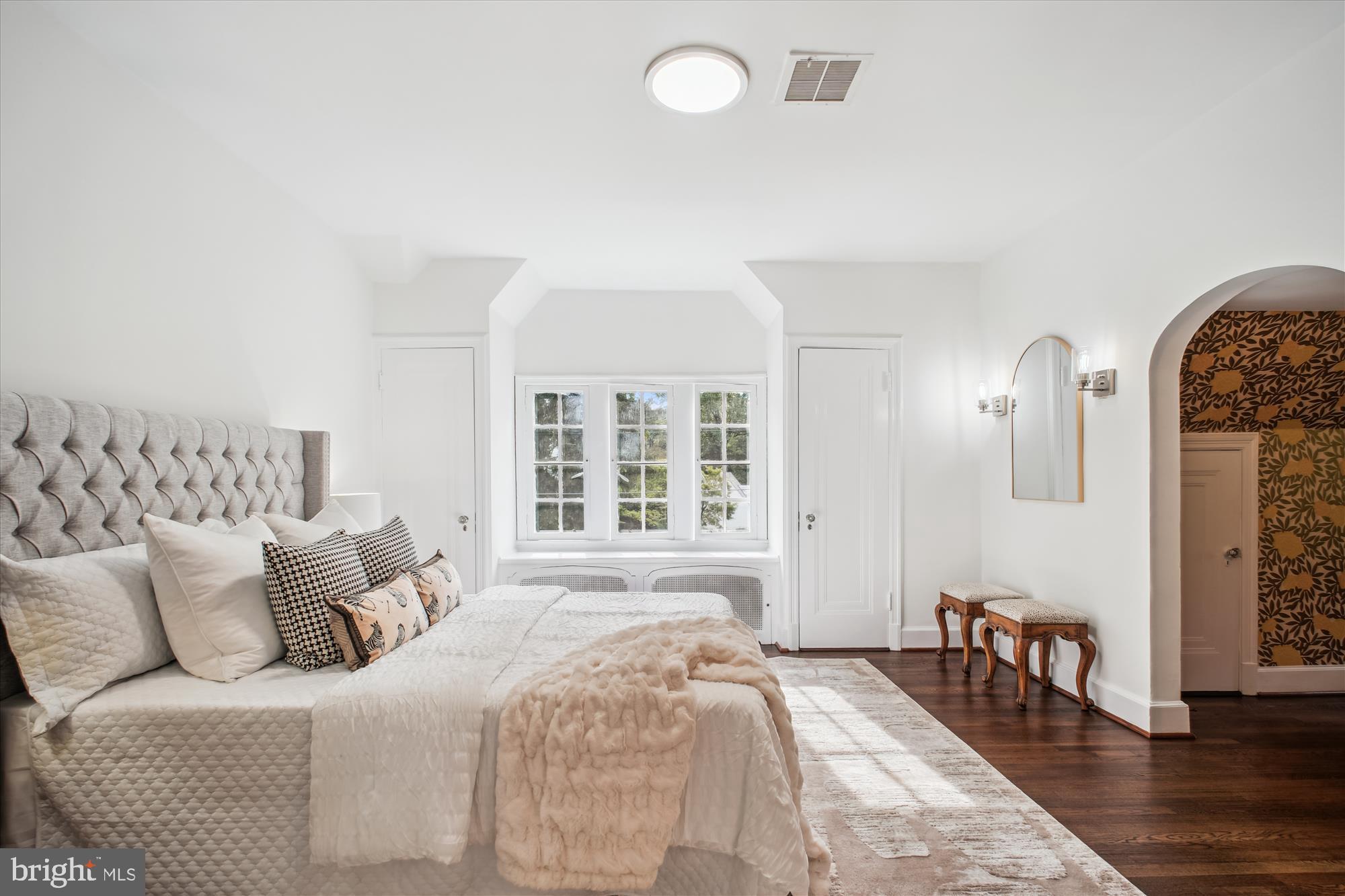 302 Ellsworth Drive Silver Spring, MD 20910 - Photo 47 of 64 Bedroom #3