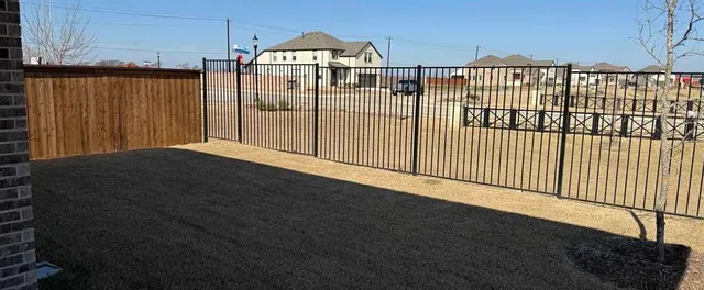 $299,000 | 14105 Harden Street, Pilot Point, TX 76258