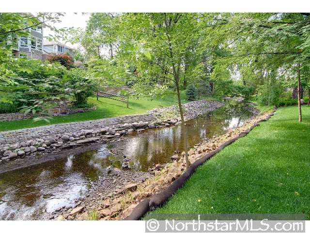 5501 Woodcrest Drive Edina, MN 55424 - Photo 2 of 10