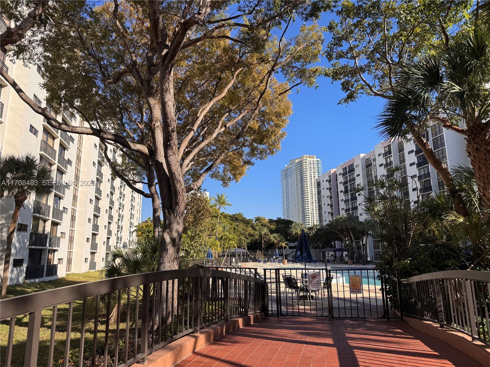 16919 North Bay Road, Unit 117 Sunny Isles Beach, FL 33160 - Photo 19 of 20