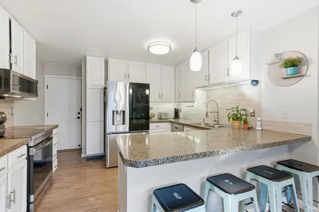 $550,000 | 98 Francis Circle, Rohnert Park, CA 94928