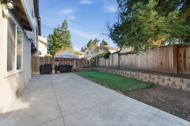 $550,000 | 98 Francis Circle, Rohnert Park, CA 94928