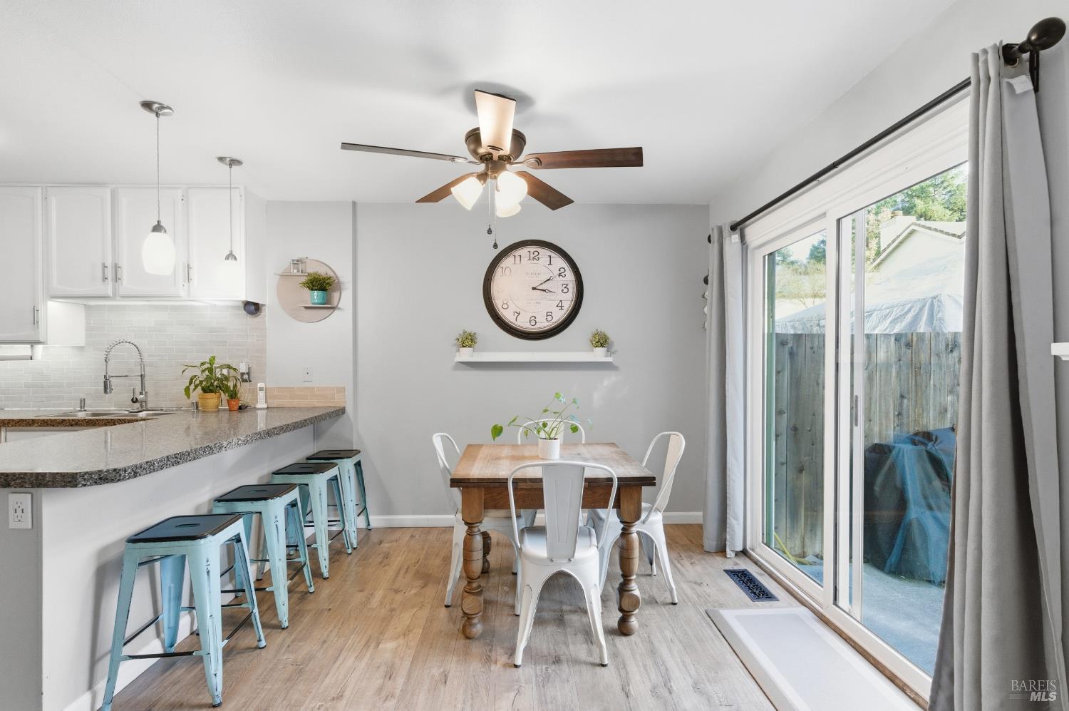 98 Francis Circle Rohnert Park, CA 94928 - Photo 6 of 29