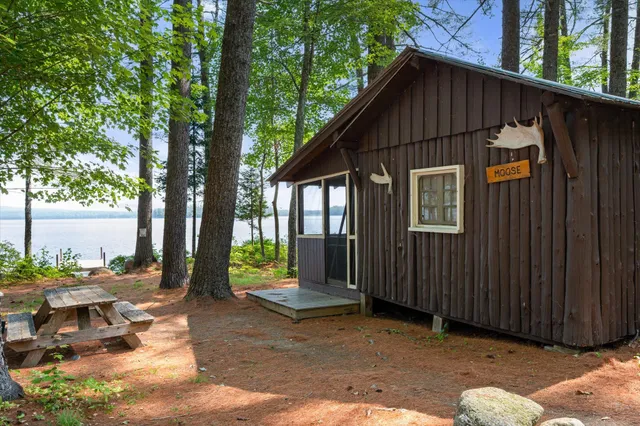 $1,097,000 | 1174 Cove Road, Howland, ME 04448