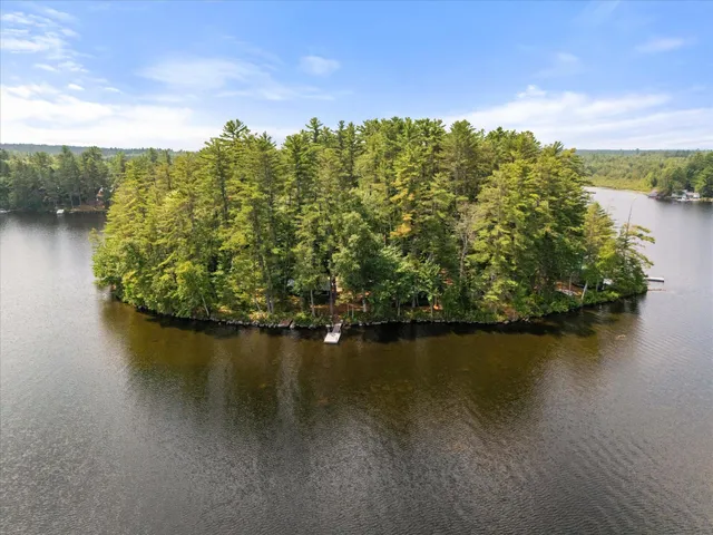 $1,097,000 | 1174 Cove Road, Howland, ME 04448