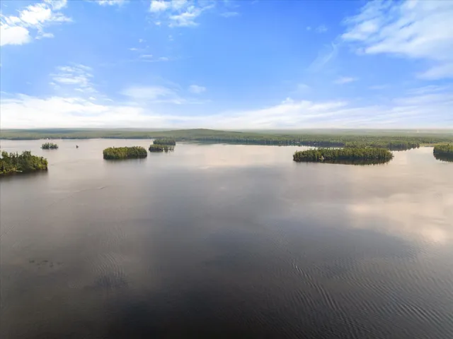 $1,097,000 | 1174 Cove Road, Howland, ME 04448