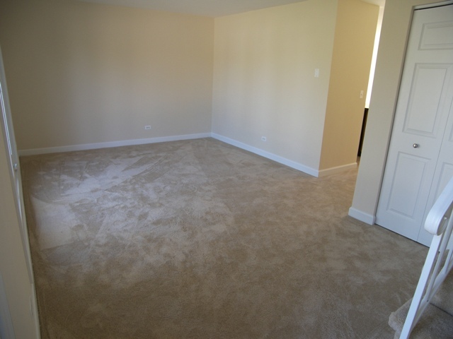 615 Terry Court Roselle, IL 60172 - Photo 12 of 15 a view of room