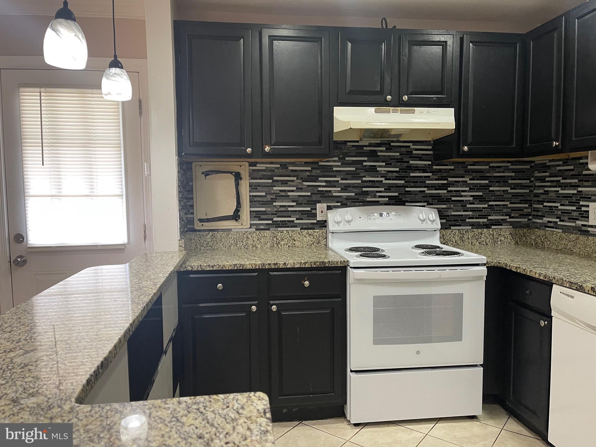 9228 Hood Road Manassas, VA 20110 - Photo 9 of 21 Gallery Image 9