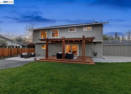 $1,999,000 | 14 Leeds Court East, Danville, CA 94526