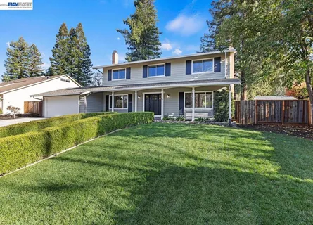 $1,999,000 | 14 Leeds Court East, Danville, CA 94526