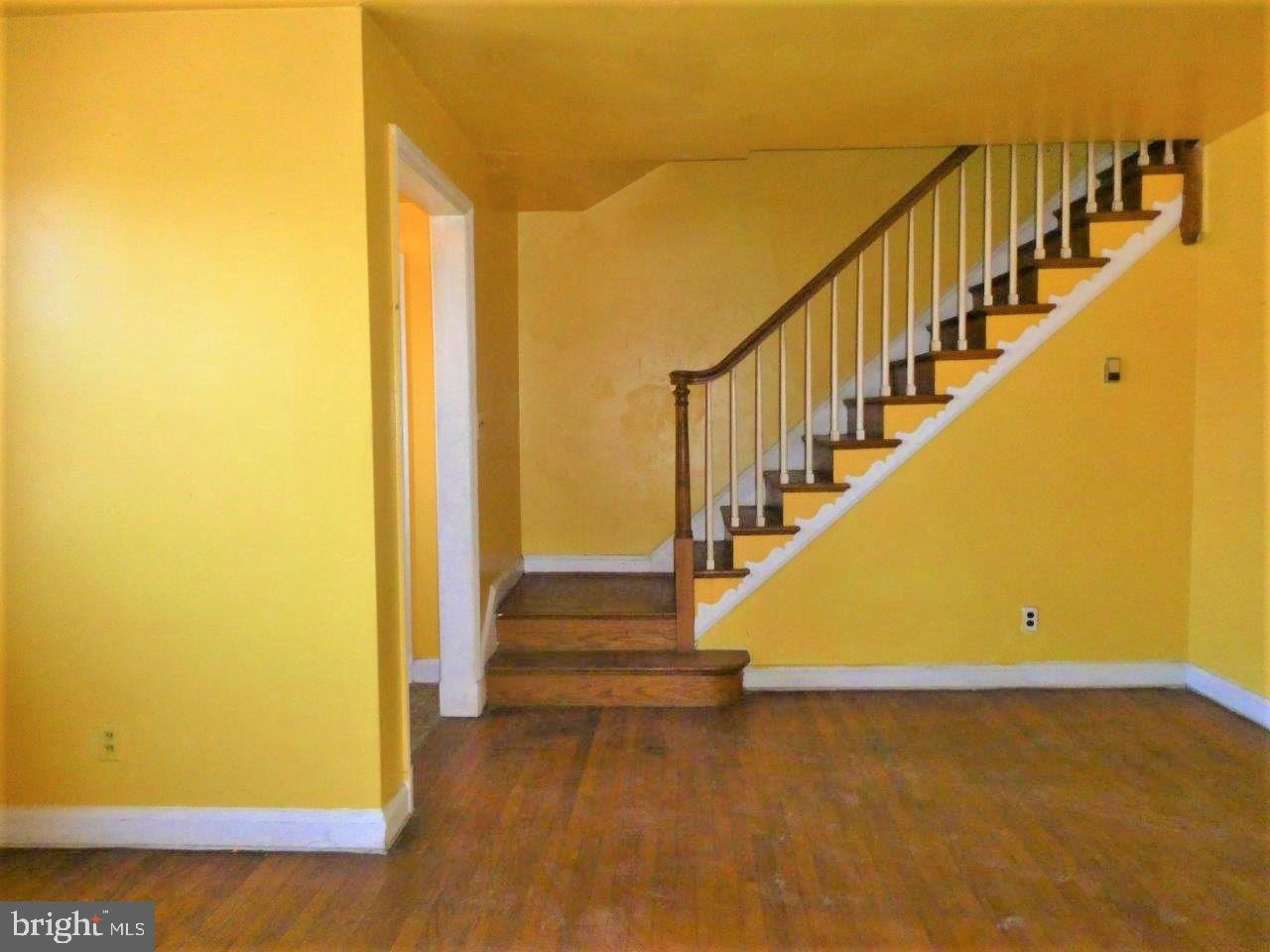 1020 Harwall Road Baltimore, MD 21207 - Photo 4 of 13