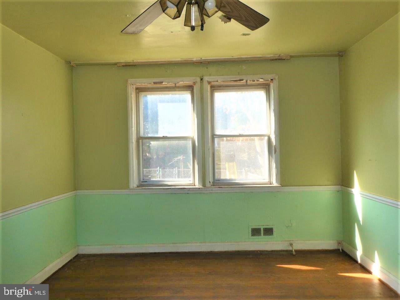1020 Harwall Road Baltimore, MD 21207 - Photo 5 of 13
