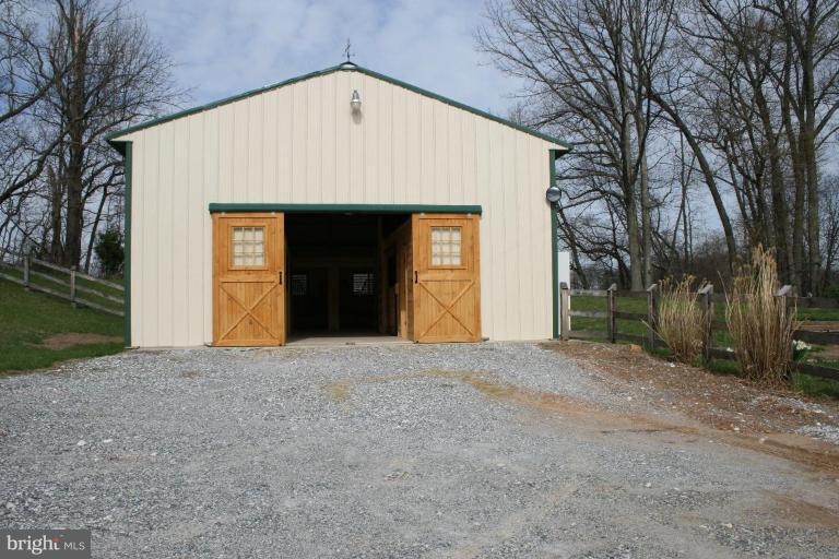 4315 Poole Road Finksburg, MD 21048 - Photo 20 of 22 Barn