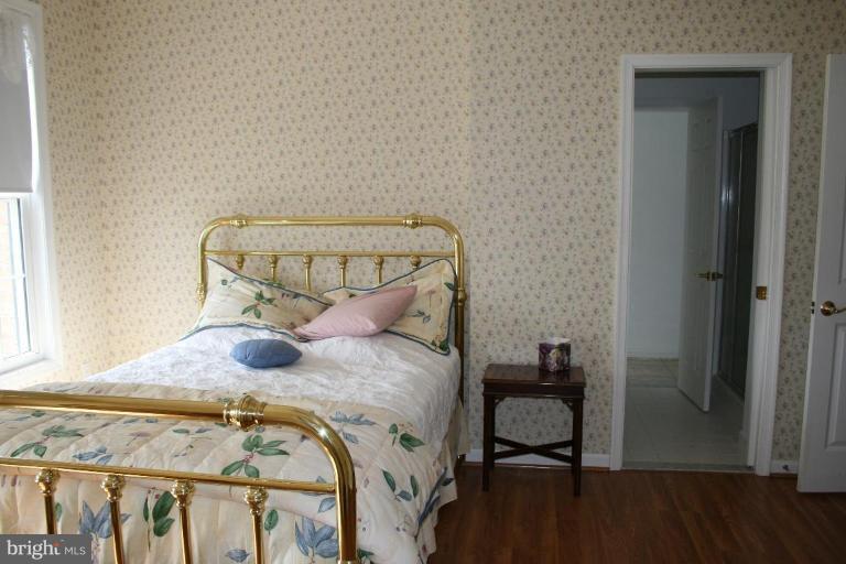 Bedroom #1