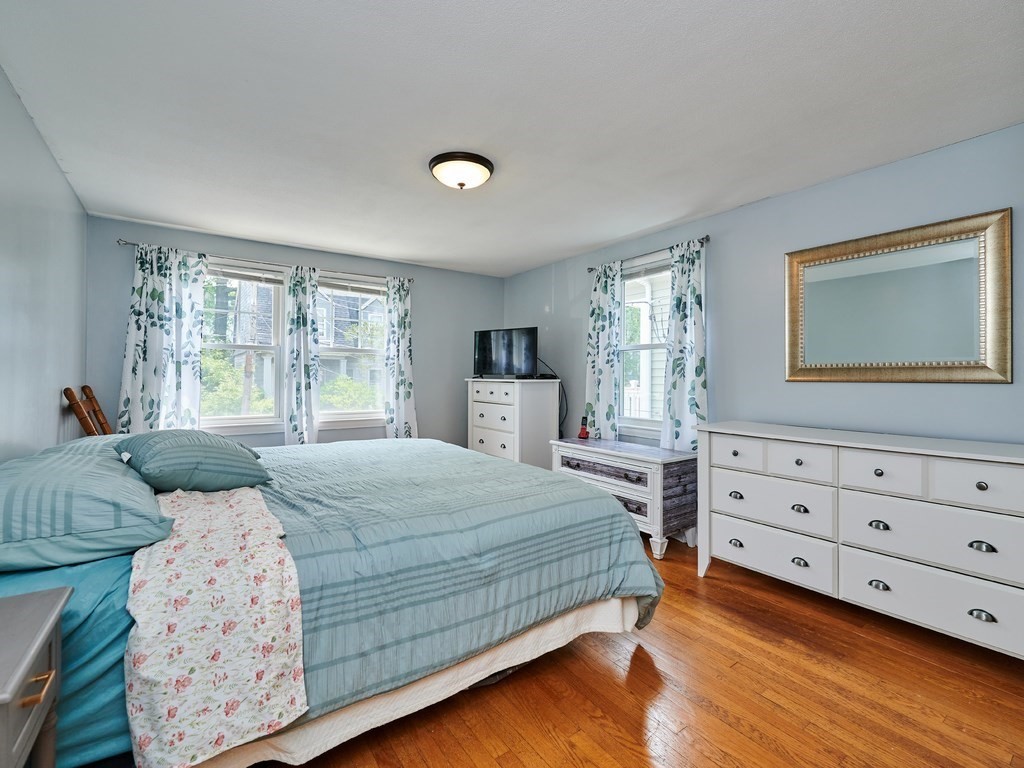 78 Sycamore Street Everett, MA 02149 - Photo 12 of 31