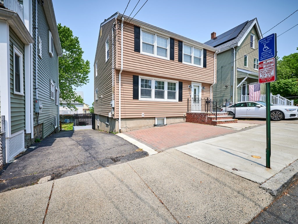 78 Sycamore Street Everett, MA 02149 - Photo 3 of 31