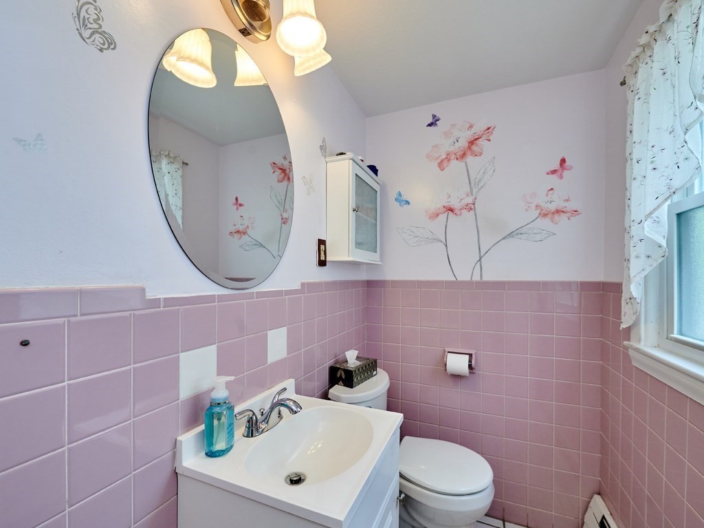 78 Sycamore Street Everett, MA 02149 - Photo 9 of 31