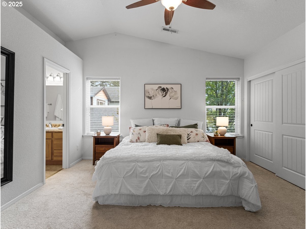 12466 Southeast Center Street Portland, OR 97236 - Photo 32 of 32 Gallery Image 32