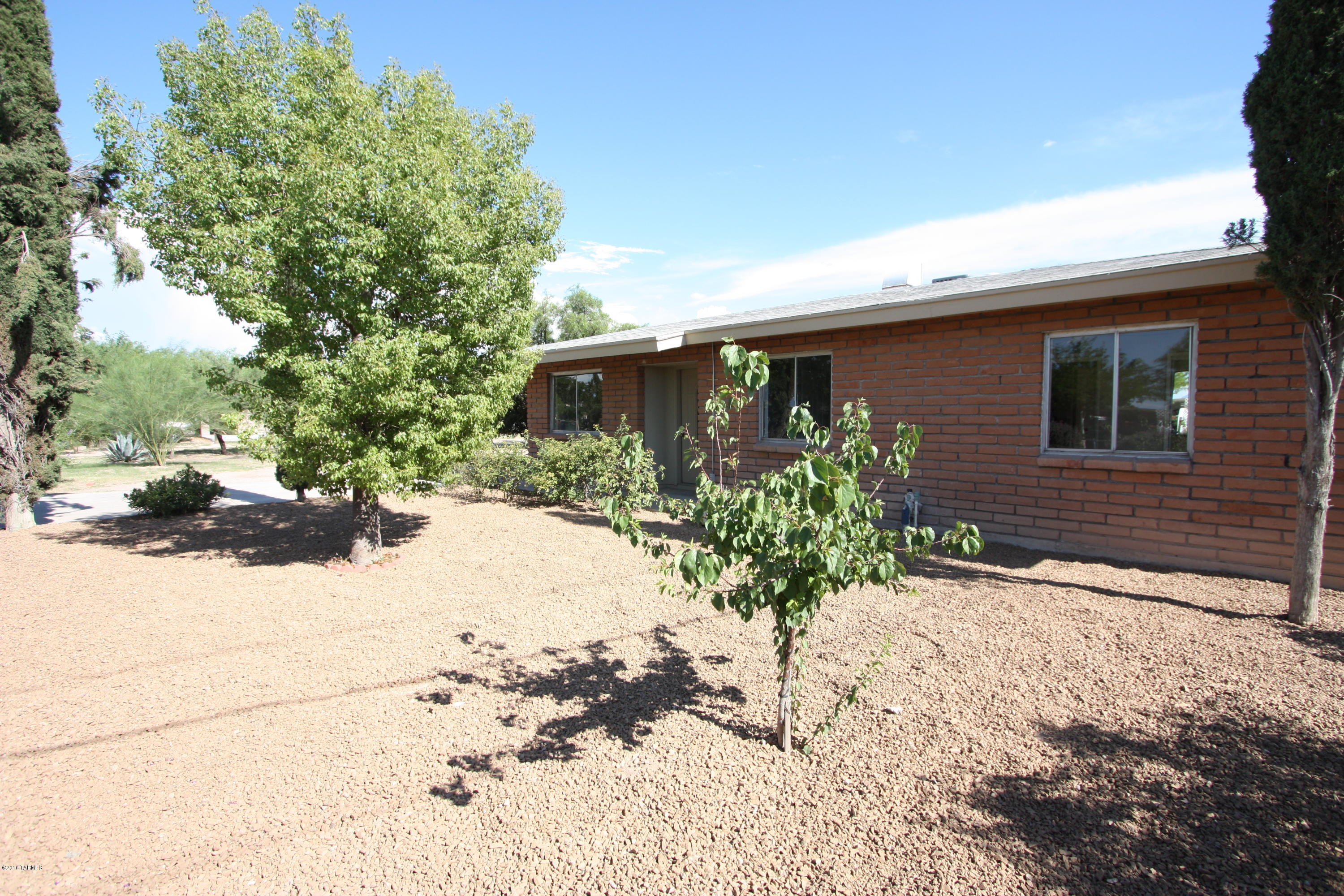 175 West Corona Road Tucson, AZ 85756 - Photo 1 of 1 Gallery Image 1