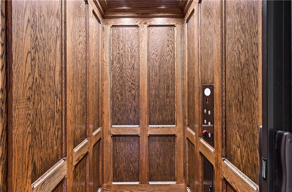 369 Pine Tree Drive Northeast Atlanta, GA 30305 - Photo 16 of 103