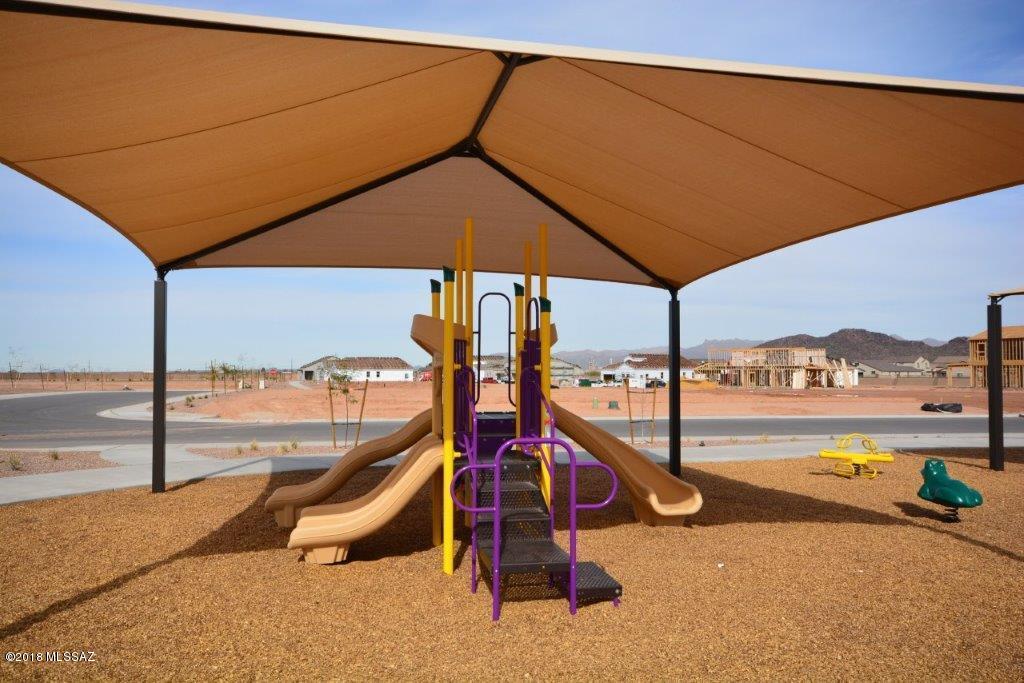 9863 North Howling Wolf Road Marana, AZ 85653 - Photo 12 of 27
