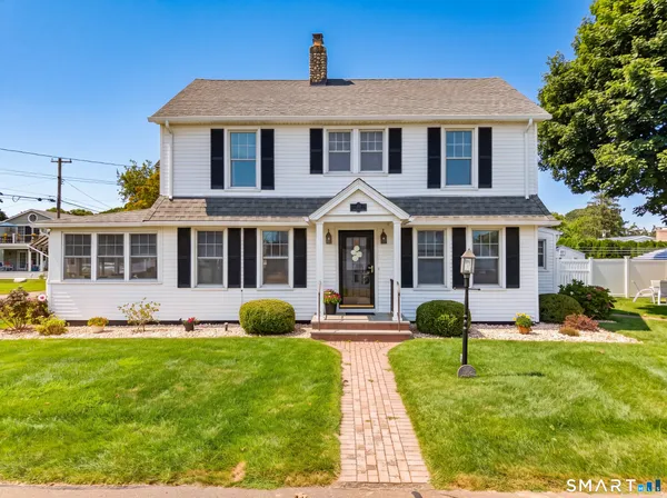 $899,000 | 30 Neptune Drive, Old Saybrook, CT 06475