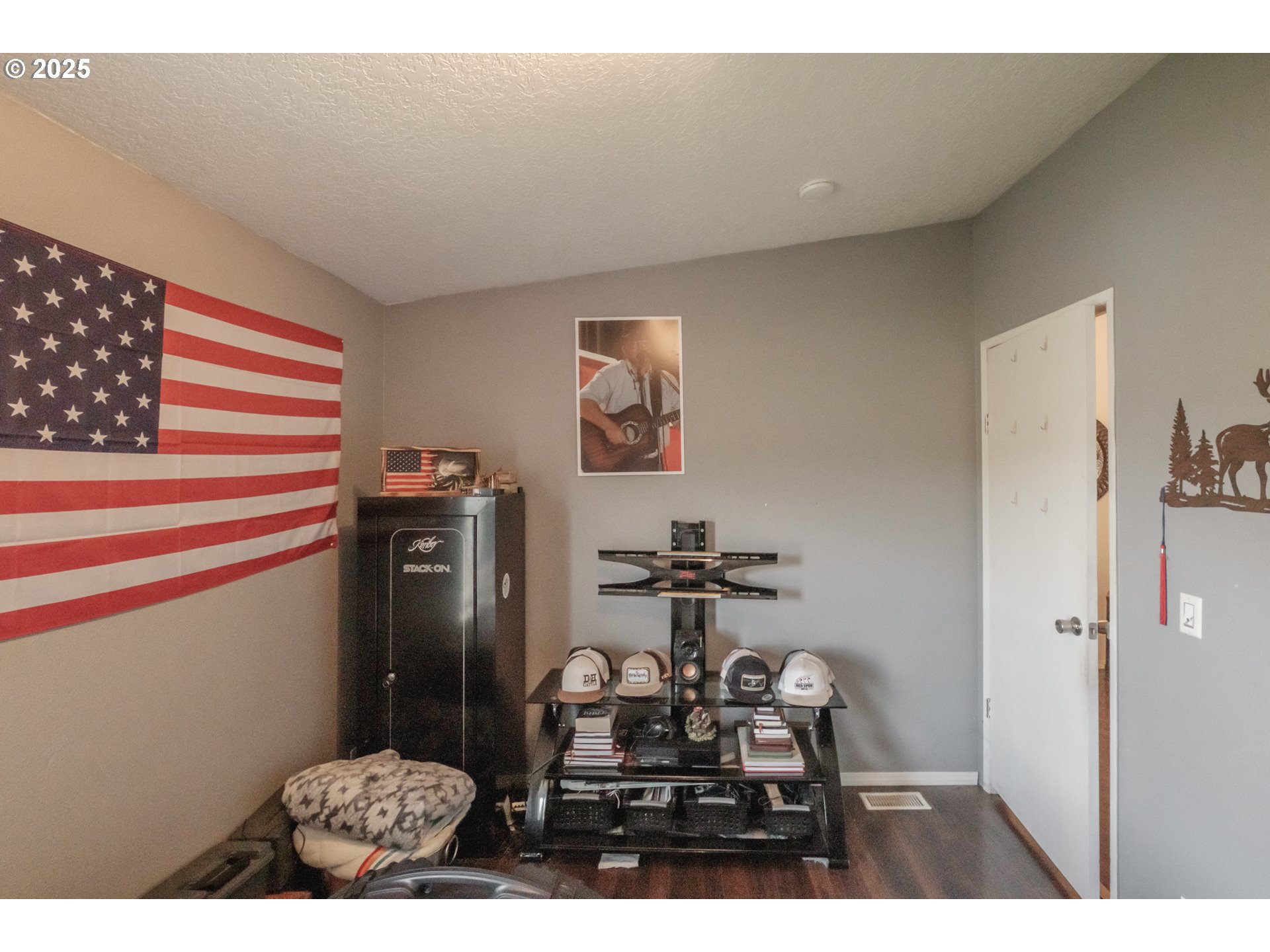 30338 Butte Creek Road Lebanon, OR 97355 - Photo 12 of 24 Gallery Image 12