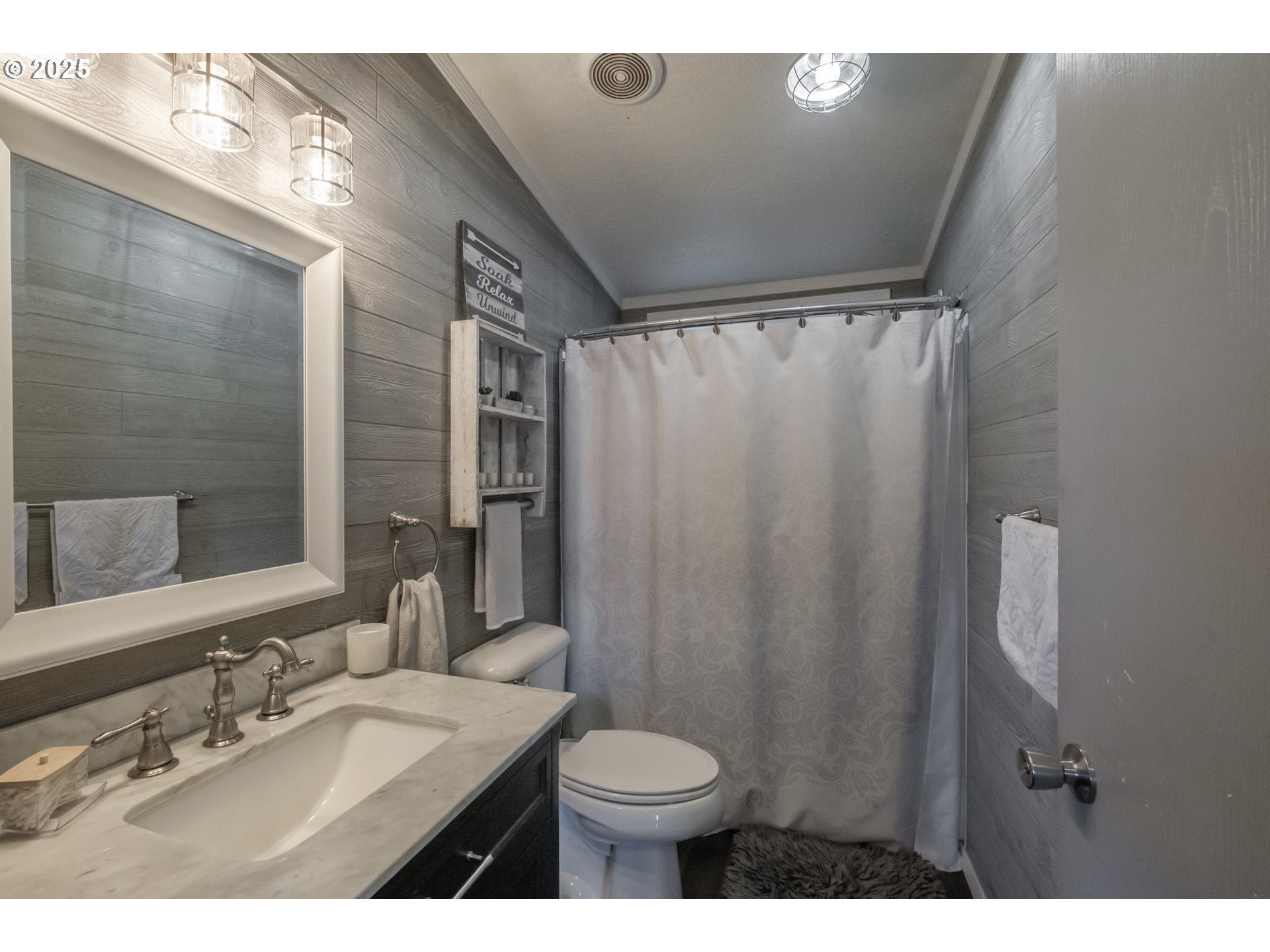 30338 Butte Creek Road Lebanon, OR 97355 - Photo 13 of 24 Gallery Image 13