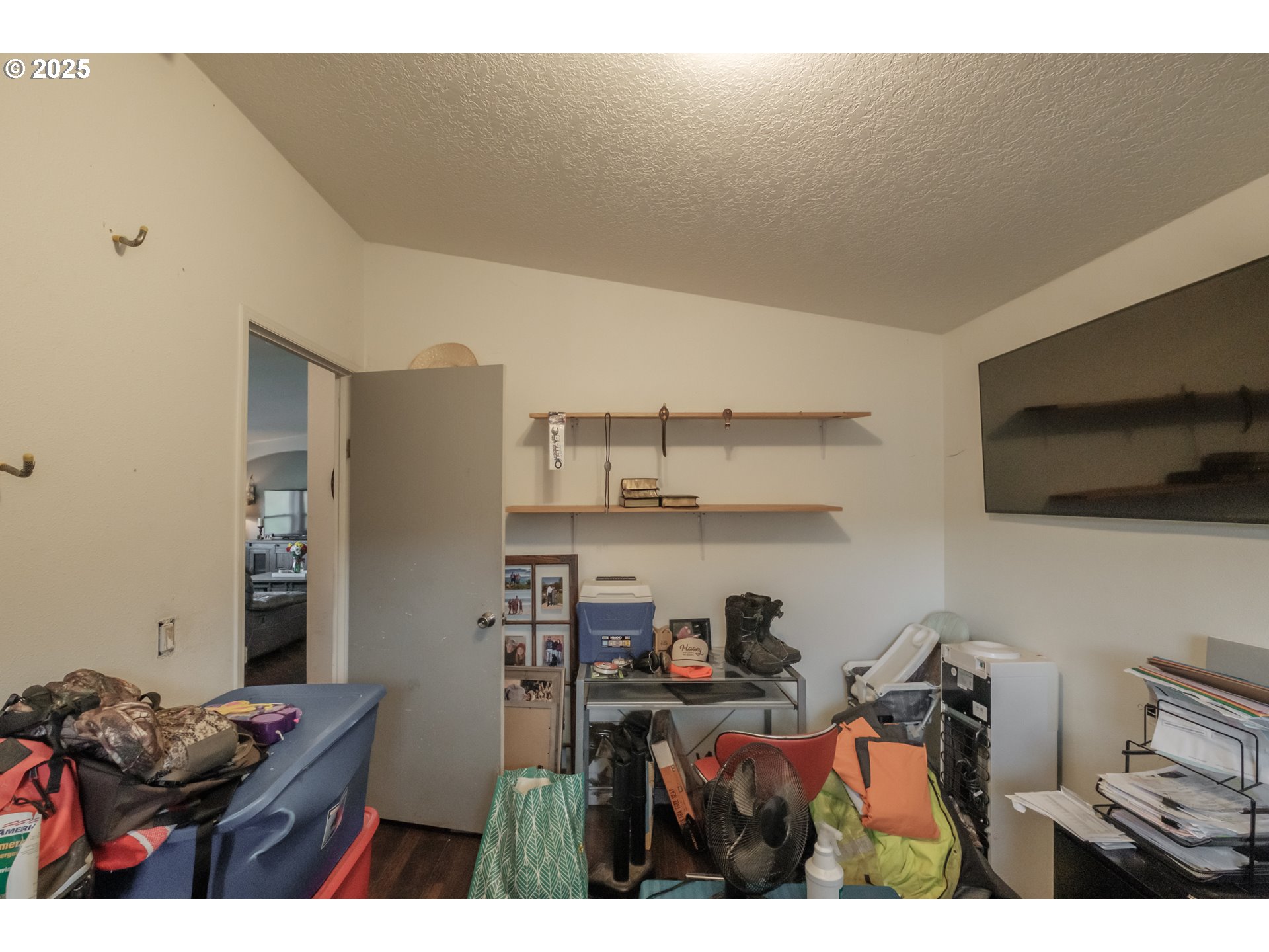30338 Butte Creek Road Lebanon, OR 97355 - Photo 16 of 24 Gallery Image 16