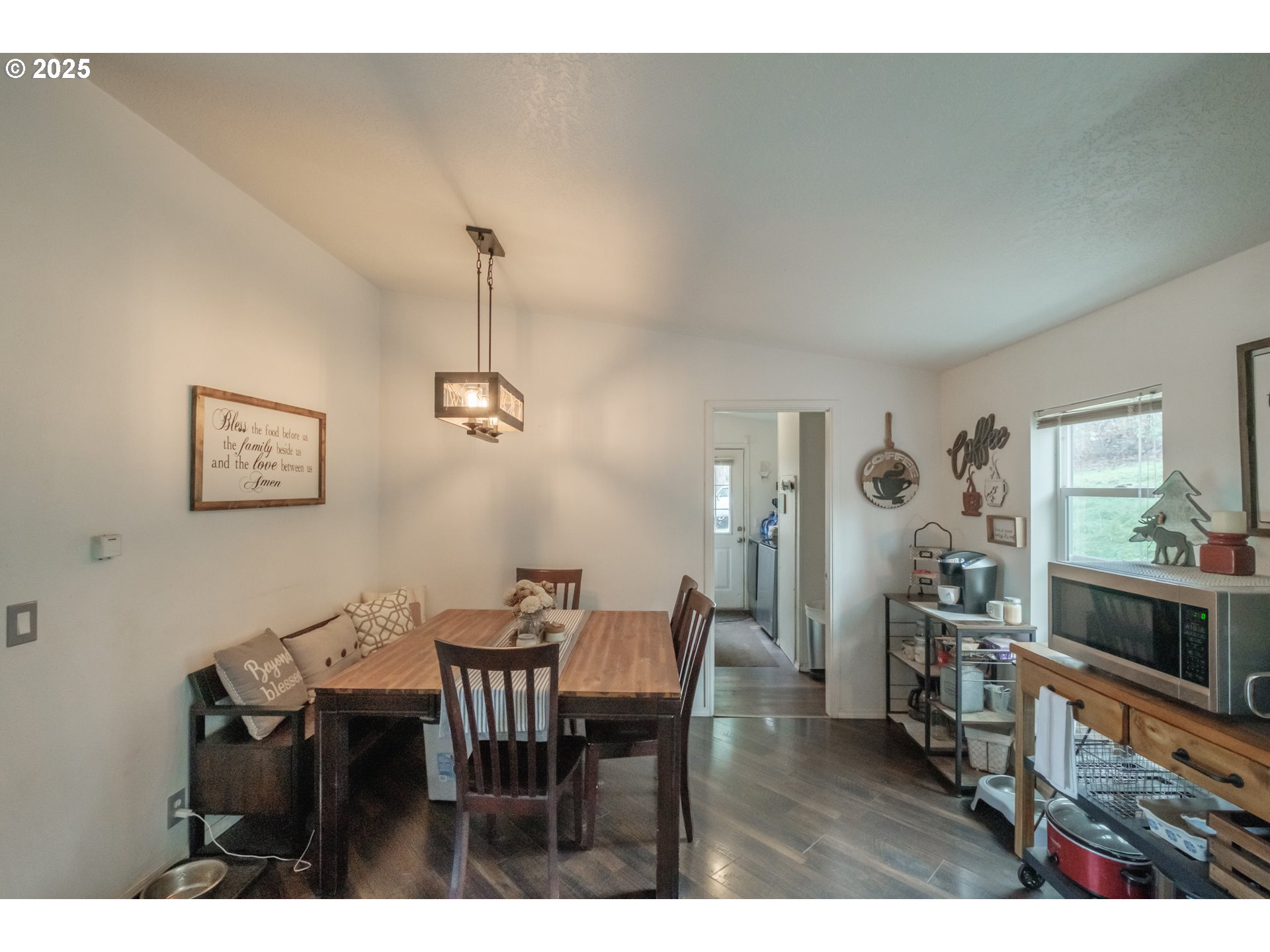 30338 Butte Creek Road Lebanon, OR 97355 - Photo 6 of 24 Gallery Image 6
