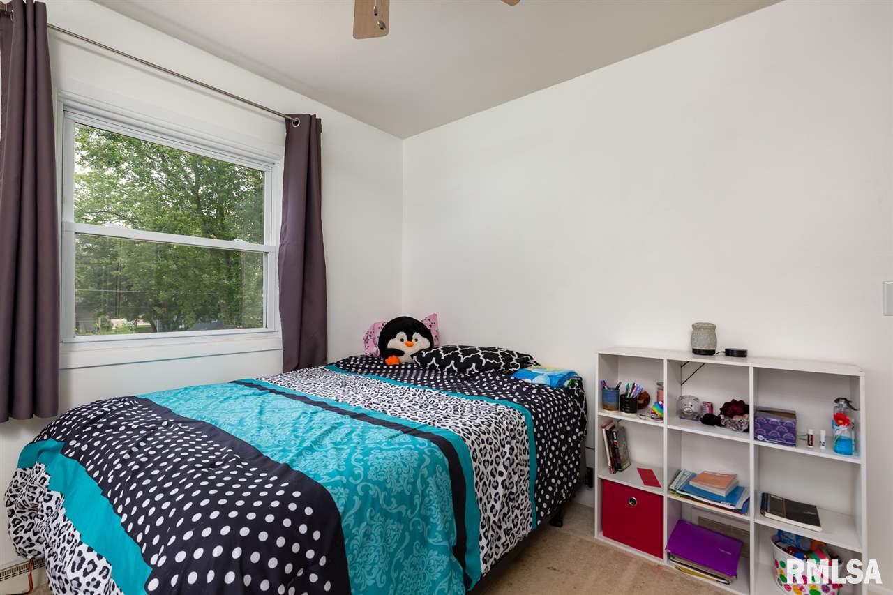 2845 Forest Road Davenport, IA 52803 - Photo 18 of 20 Gallery Image 18