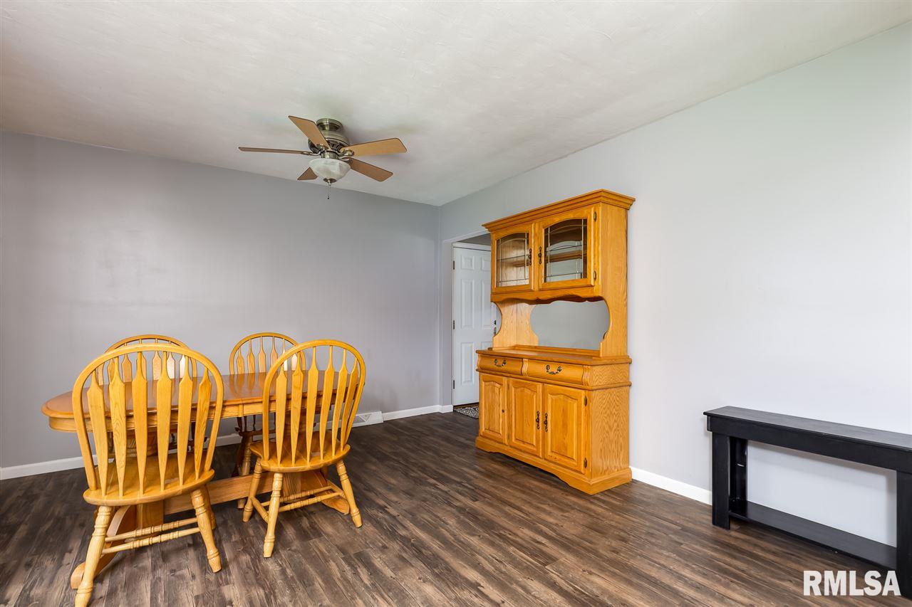 2845 Forest Road Davenport, IA 52803 - Photo 9 of 20 Gallery Image 9