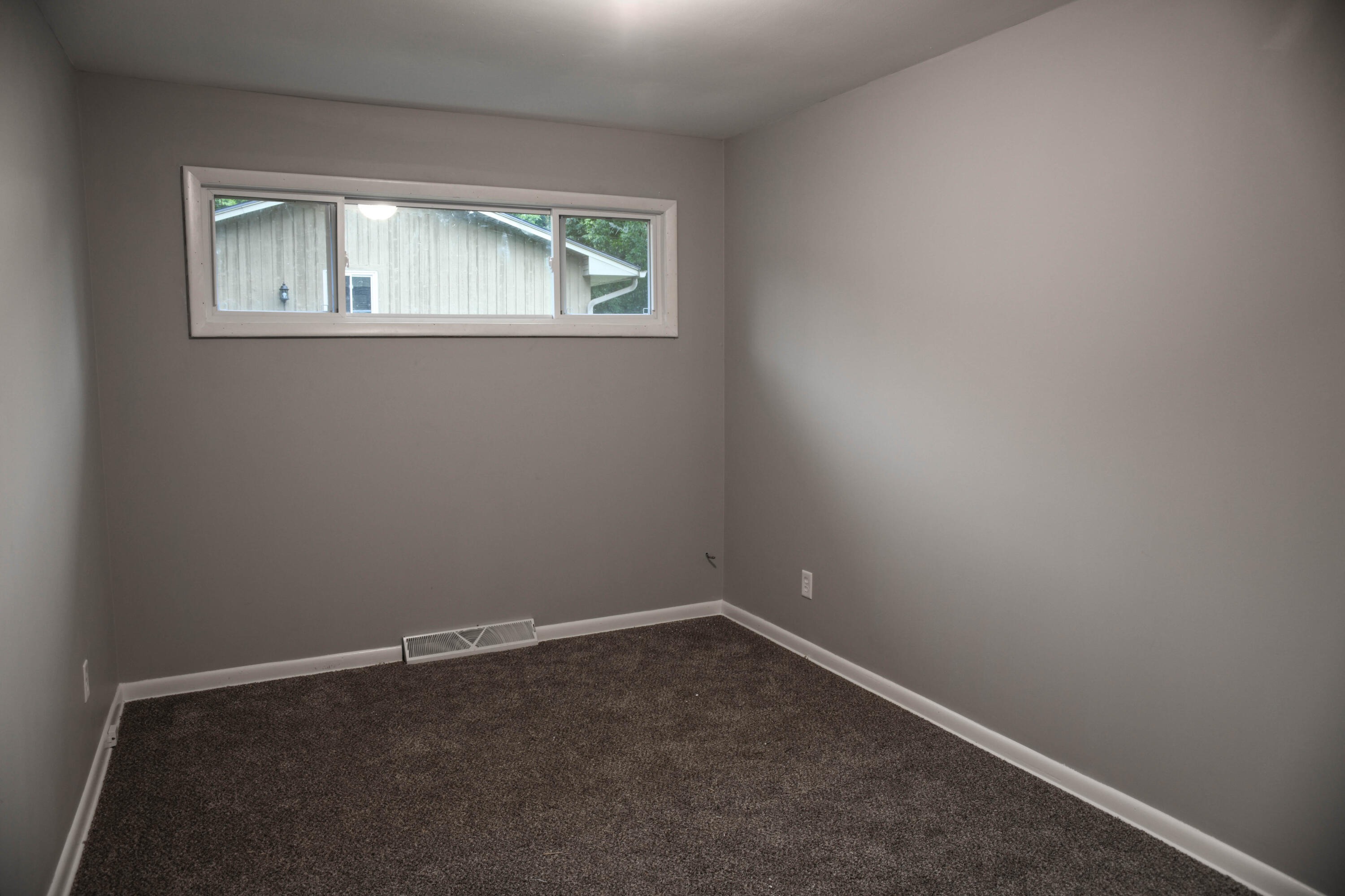 2842 McKay Road Beavercreek, OH 45432 - Photo 12 of 29
