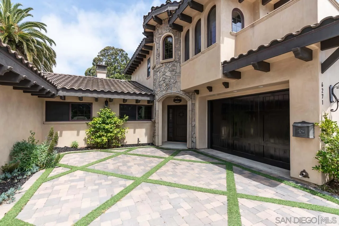 6271 Soledad Mountain Road La Jolla, CA 92037 - Photo 2 of 25